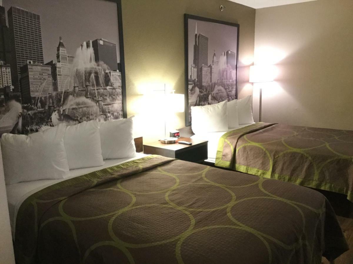 ซูเปอร์ 8 บาย วินด์แฮม เซาท์ ฮอลแลนด์ Hotel เซาท์ฮอลแลนด์ ภายนอก รูปภาพ